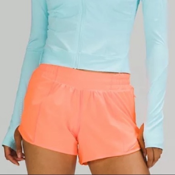 🍑LULULEMON HOTTY HOT LR SHORT 4”-GOLDEN APRICOT🍑 - Picture 3 of 13